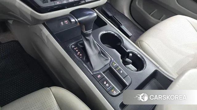 Kia The New Carnival id 3602045 из Кореи 19