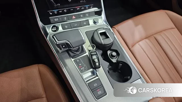 Audi A6 (C8) id 3237688 из Кореи 19