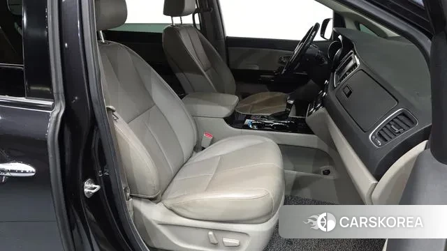 Kia The New Carnival id 3292426 из Кореи 19