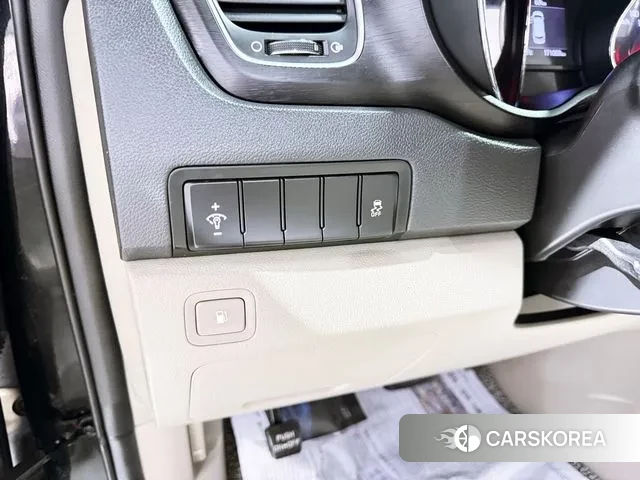 Kia The New Carnival id 3226768 из Кореи 19