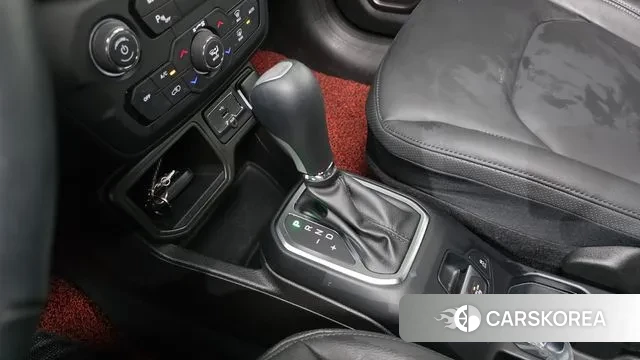 Jeep Renegade id 3447193 из Кореи 19