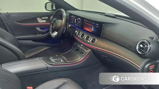 Mercedes-Benz E-Class W213 id 3675503 из Кореи 19