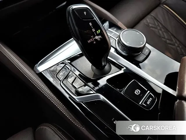 BMW 5 Series (G30) id 3776725 из Кореи 15