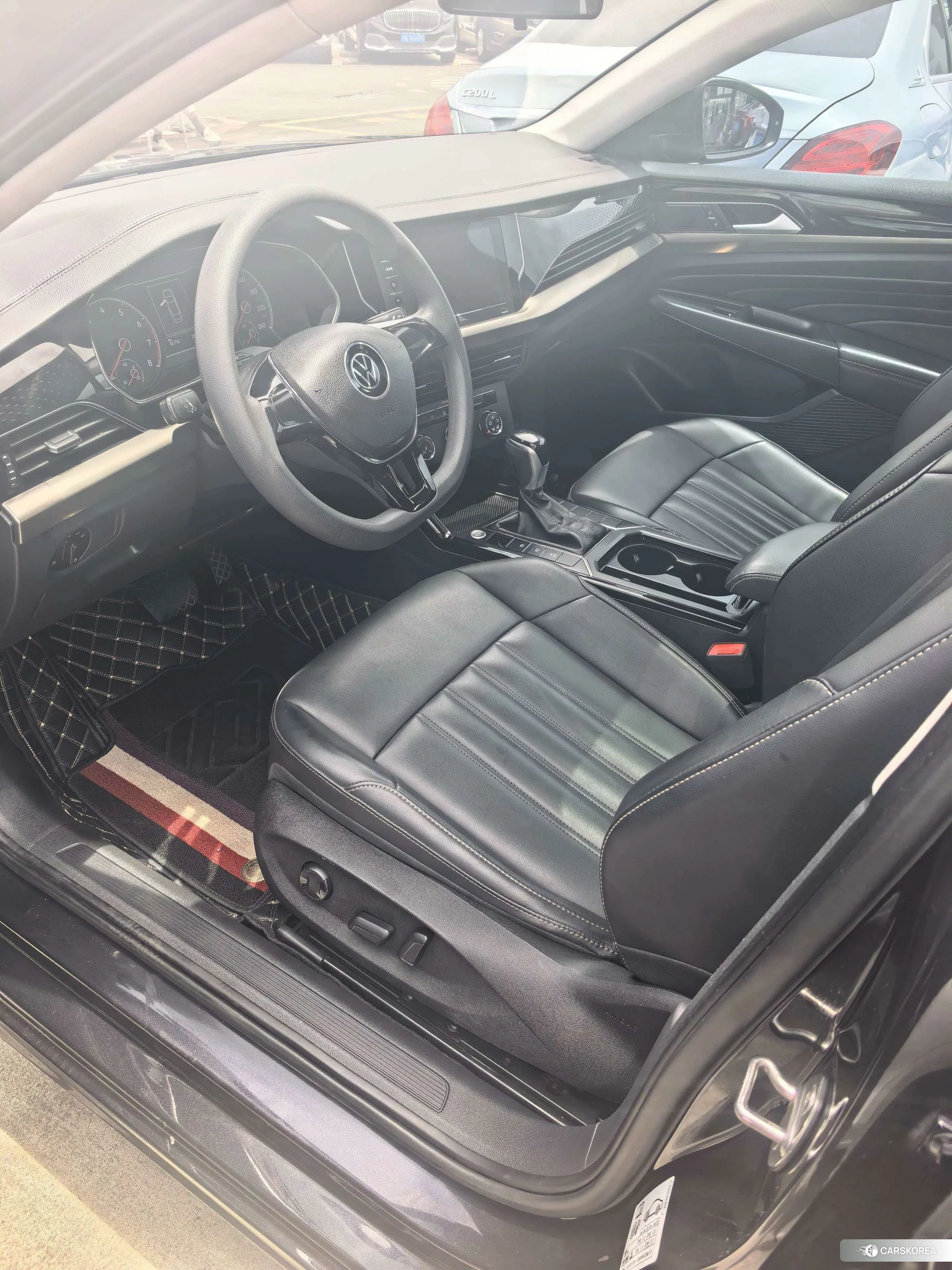 Volkswagen Passat id 4454332 из Китая 9