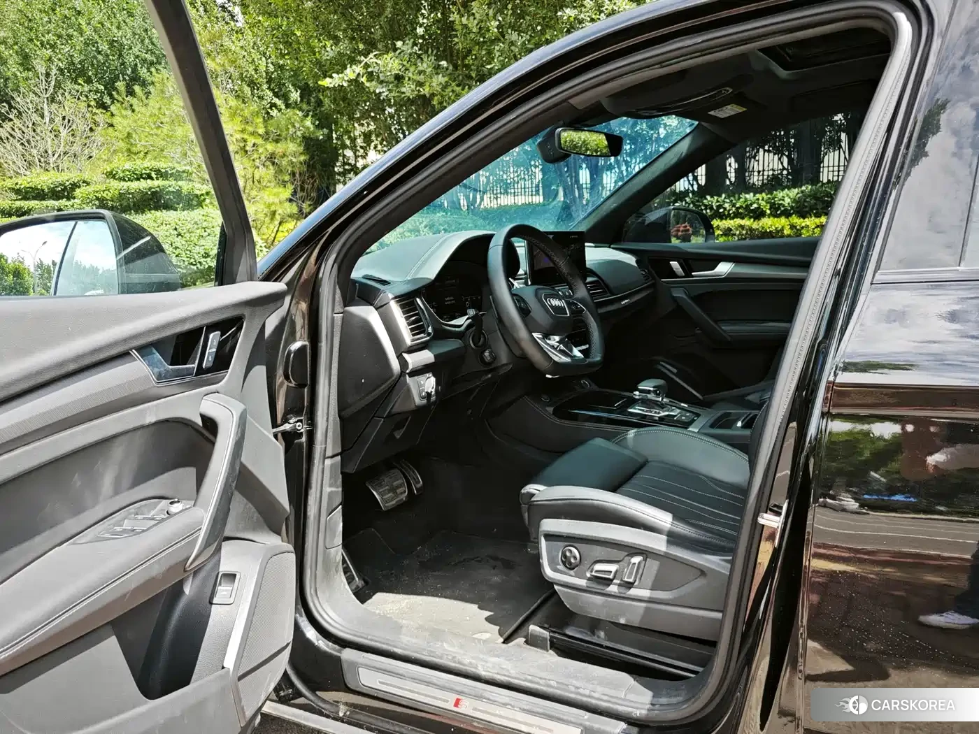 Audi Q5L id 4679504 из Китая 11