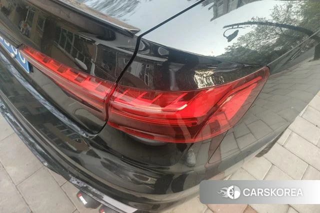 Audi A4L id 4275847 из Китая 16