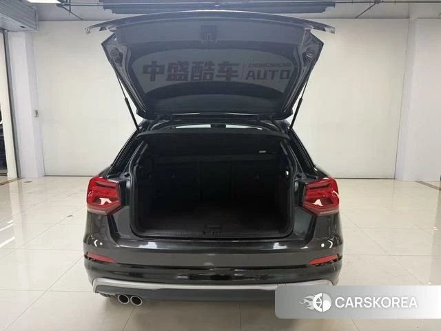 Audi Q2L id 4329231 из Китая 14