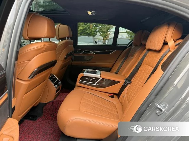 BMW 7 Series (G11) id 4507566 из Кореи 16
