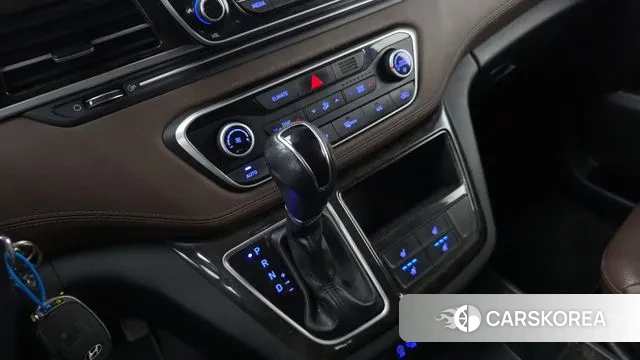 Hyundai The New Grand Starex id 3505520 из Кореи 19