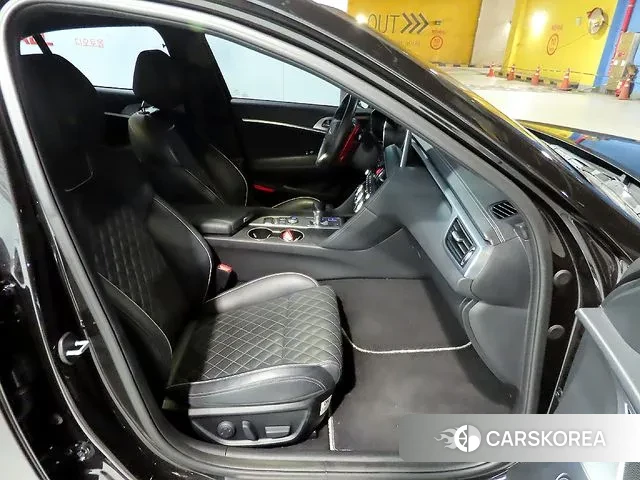 Genesis G70 id 3402801 из Кореи 19