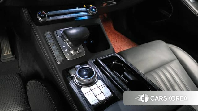 Genesis G90 id 4203736 из Кореи 19