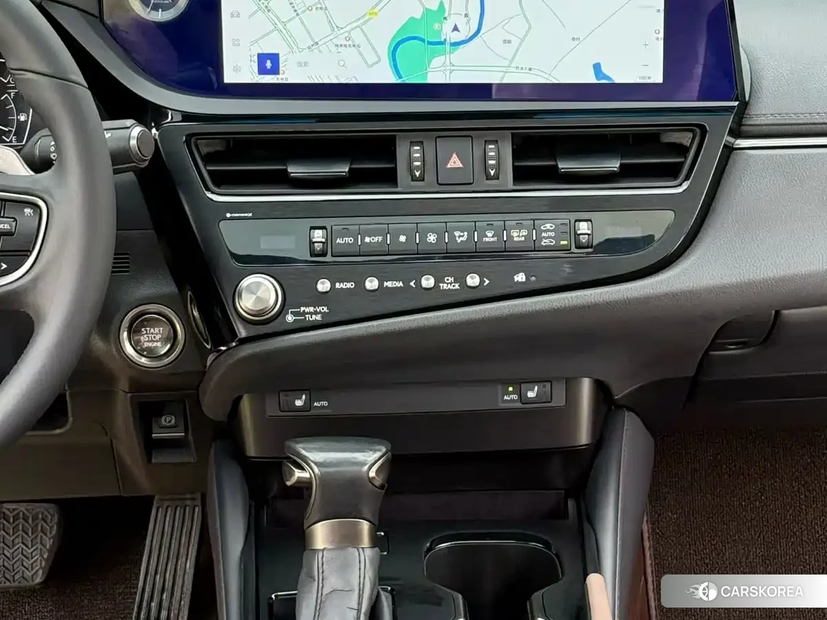 Lexus ES id 4577436 из Китая 9