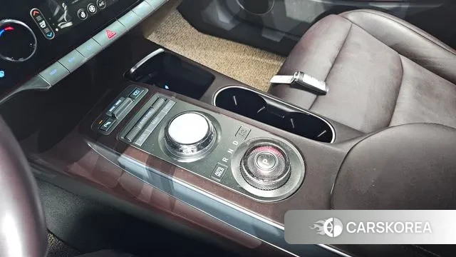 Genesis GV70 id 3428250 из Кореи 19