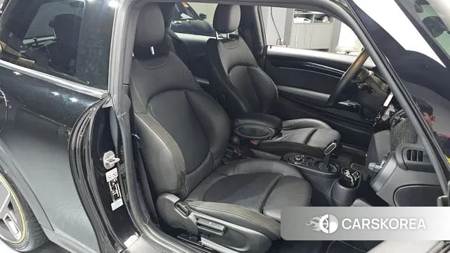 Mini Cooper Electric id 3007641 из Кореи 19