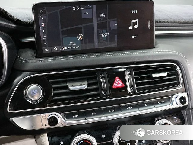 Genesis The New G70 id 4482316 из Кореи 19