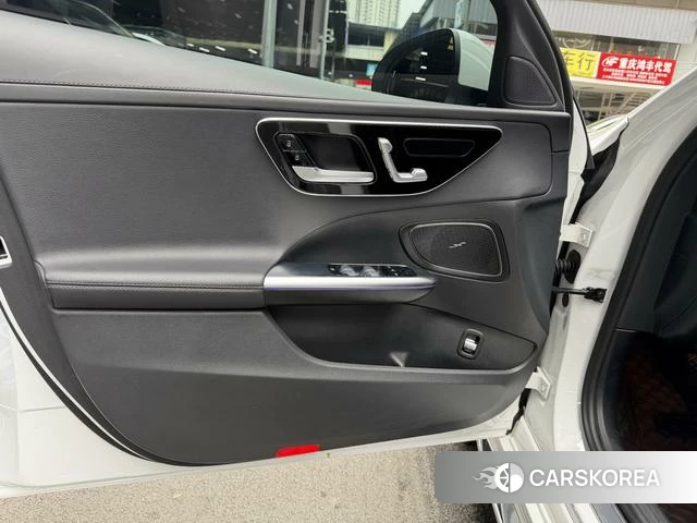 Mercedes-Benz Class C id 4297590 из Китая 30