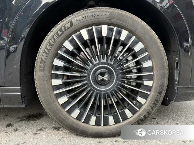 Xiaopeng Motors Xiaopeng X9 id 4198885 из Китая 27