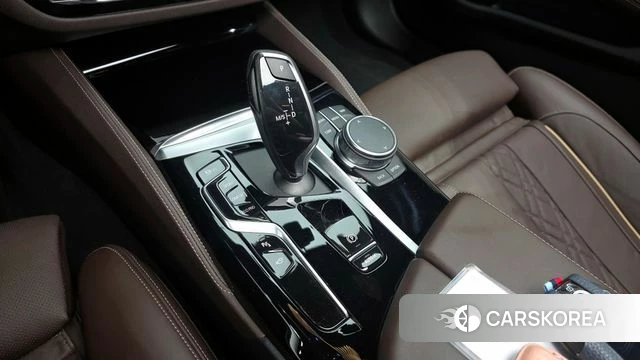 BMW 5 Series (G30) id 4337271 из Кореи 19