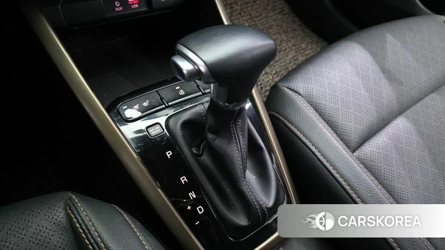 Kia Stonic id 3808128 из Кореи 19