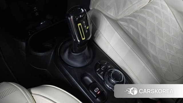 Mini Cooper Electric id 4401160 из Кореи 19
