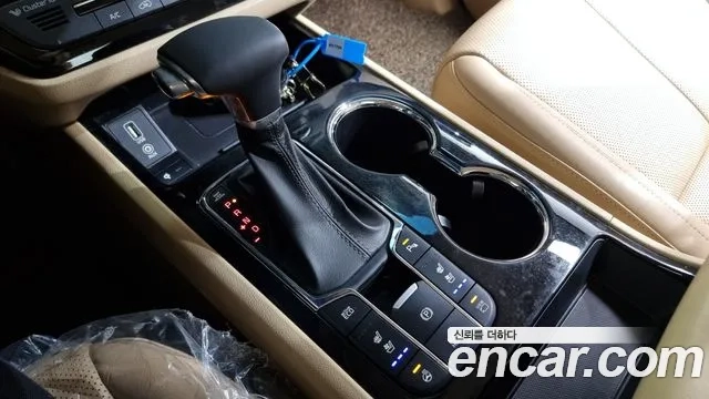 Kia The New Carnival id 2917888 из Кореи 19