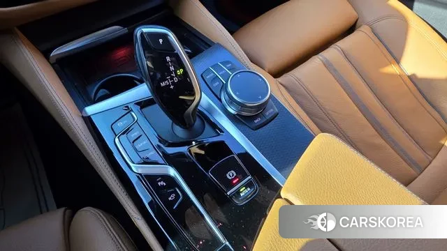 BMW 5 Series (G30) id 3670384 из Кореи 19