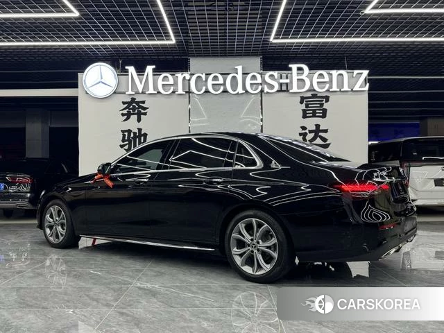 Mercedes-Benz E-class id 4219267 из Китая 9