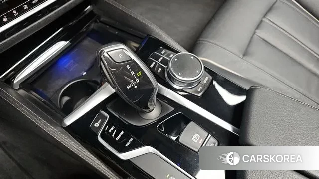 BMW 5 Series (G30) id 3101953 из Кореи 19