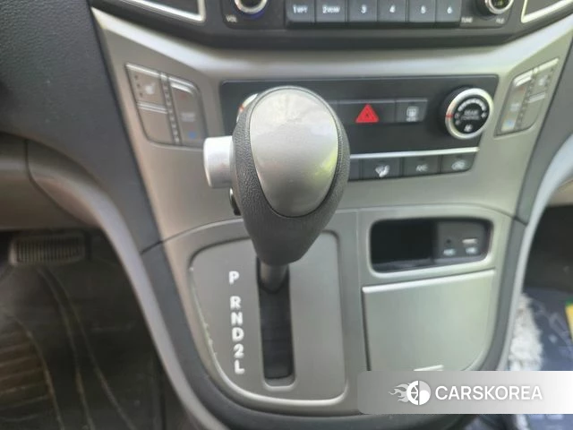 Hyundai The New Grand Starex id 3993004 из Кореи 19