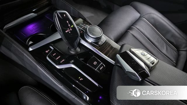 BMW 5 Series (G30) id 4244455 из Кореи 19