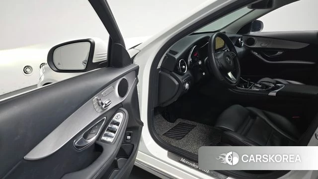 Mercedes-Benz C-Class W205 id 4251436 из Кореи 29