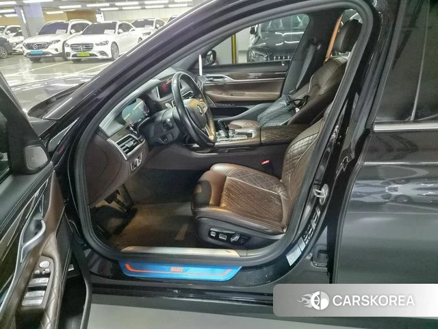 BMW 7 Series (G11) id 4506749 из Кореи 19