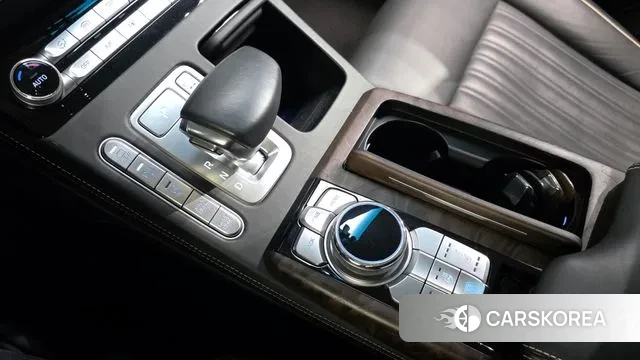 Genesis G90 id 3378802 из Кореи 19