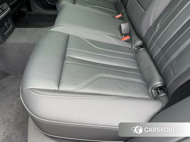 Audi Q5L id 4297714 из Китая 30
