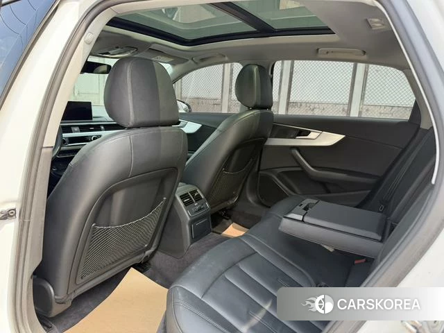 Audi A4L id 4235848 из Китая 9