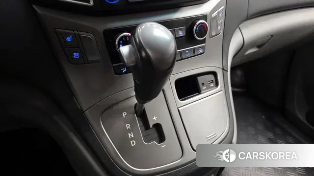 Hyundai The New Grand Starex id 3198796 из Кореи 19