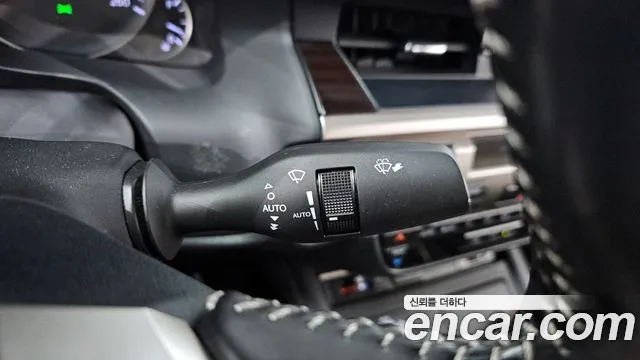 Lexus New ES300h id 2602058 из Кореи 19