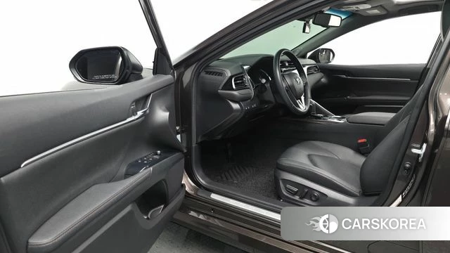 Toyota Camry (XV70) id 4508405 из Кореи 32