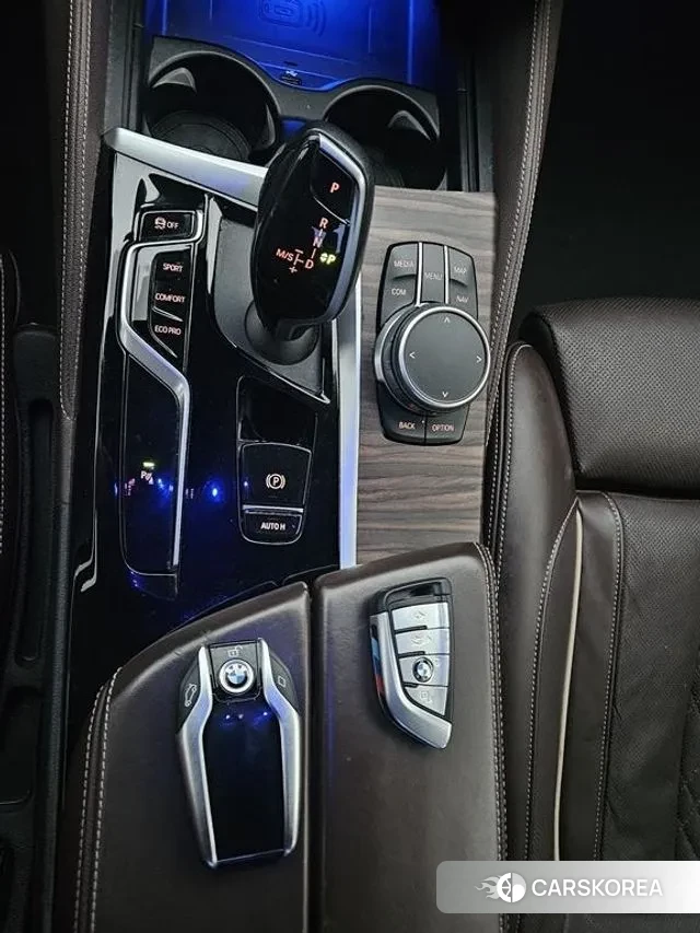 BMW 5 Series (G30) id 3315466 из Кореи 19