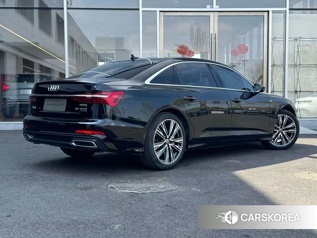 Audi A6L id 4275650 из Китая 9