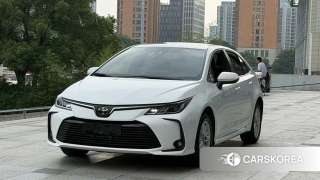 Toyota Corolla id 4353275 из Китая 12