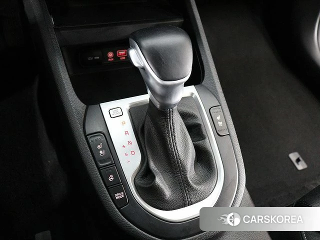 Kia Come New K3 id 3879540 из Кореи 19