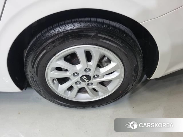 Kia Come New K3 id 4298815 из Кореи 19