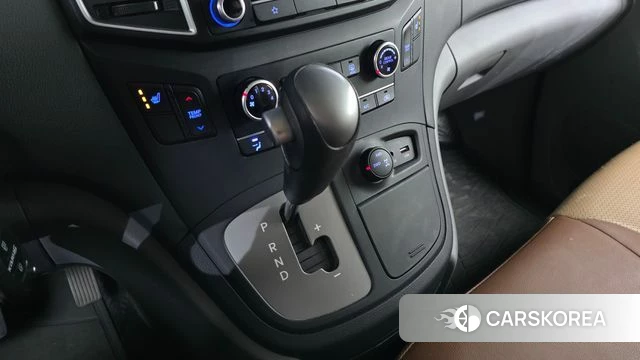 Hyundai The New Grand Starex id 4251345 из Кореи 19