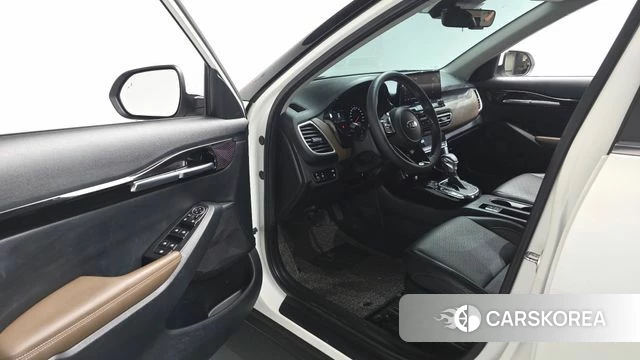 Kia Seltos id 4244998 из Кореи 30