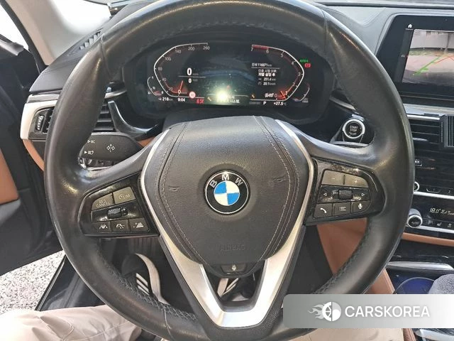 BMW 5 Series (G30) id 4688943 из Кореи 19
