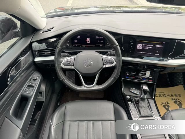 Volkswagen Passat id 4274268 из Китая 12
