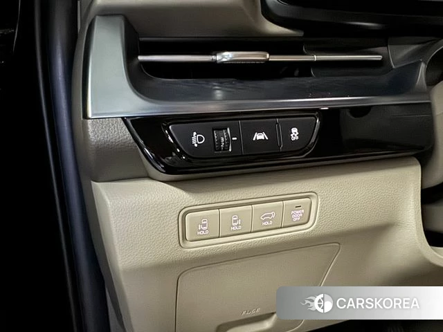 Kia Carnival 4th generation id 4392592 из Кореи 19