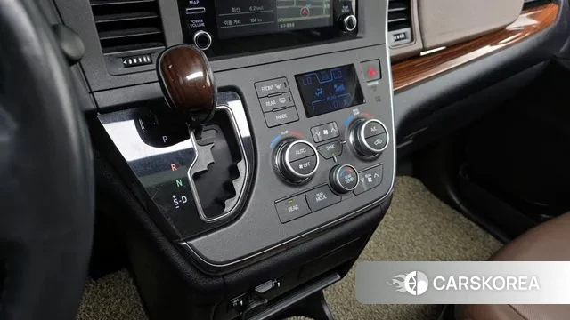 Toyota Sienna id 3029497 из Кореи 19