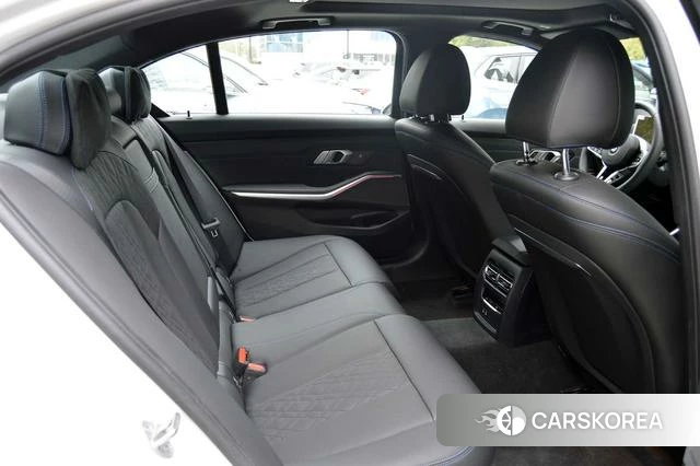 BMW 3 series id 4260522 из Китая 13